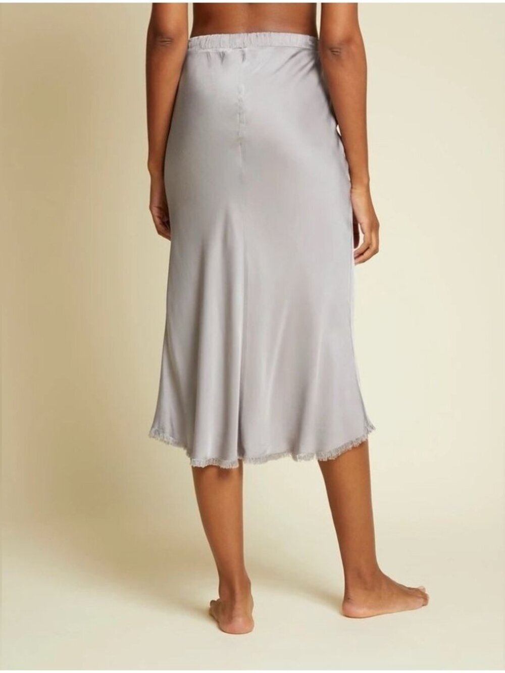 Nation LTD June Sateen V Neck Tee ,Mabel Bias Cut Luxe Sateen Midi Skirt Silver - Picture 3 of 16